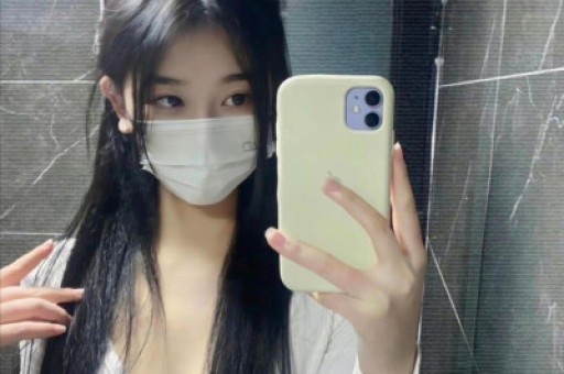 黄一鸣直播带娃被扒欠款55万、限高！王思聪不回应真不是没理由