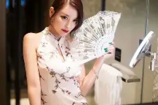 她可谓是圈内最渣女演员私生活混乱曾无缝衔接17个男人！